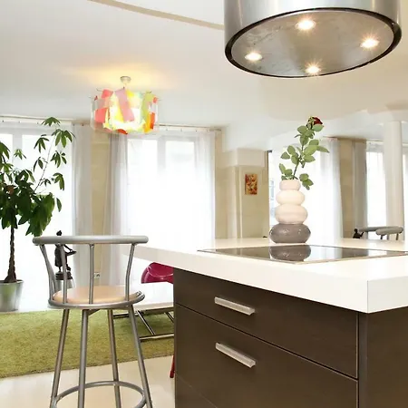 Chatelet - Marais Area Private *